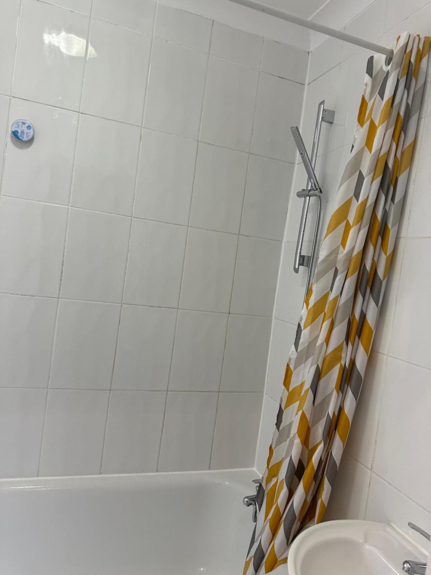 Amazing Ground Floor One Bedroom Apartment Forest Road London Exteriör bild