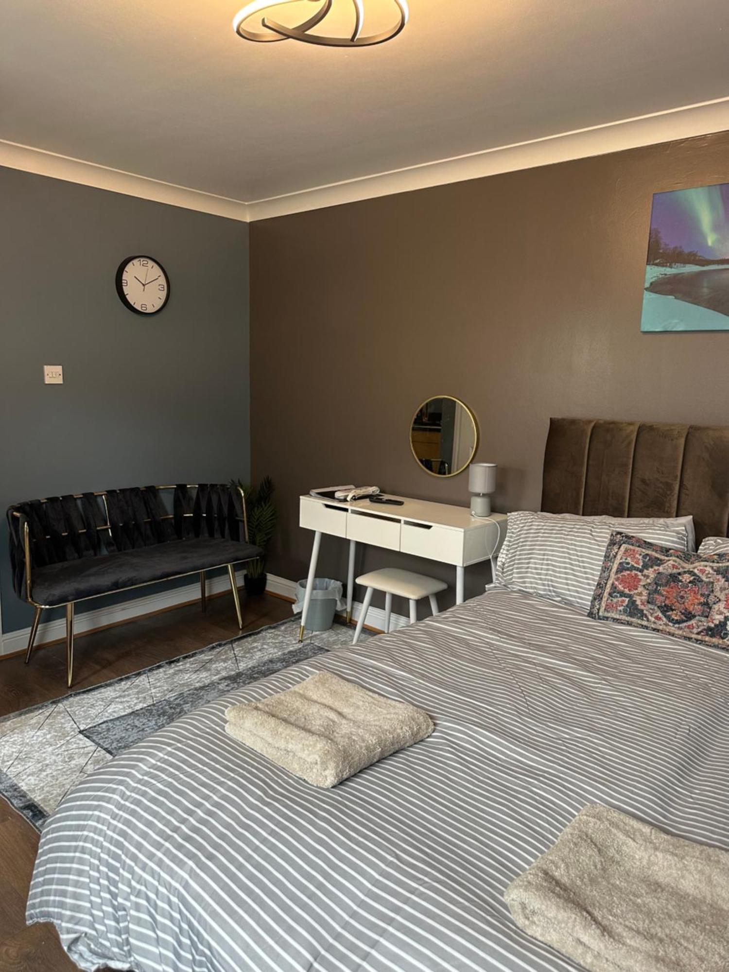 Amazing Ground Floor One Bedroom Apartment Forest Road London Exteriör bild